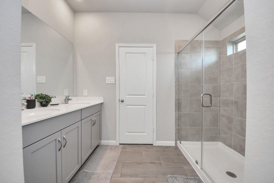 Furnished interior view inside a new home in Marisol, Katy (Image 37).