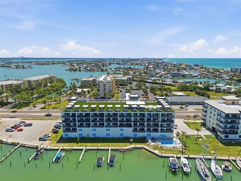 Condo located in Madeira Beach, FL showcasing its design and architecture (Image 36). Condo located in Madeira Beach, FL showcasing its design and architecture (Image 36).