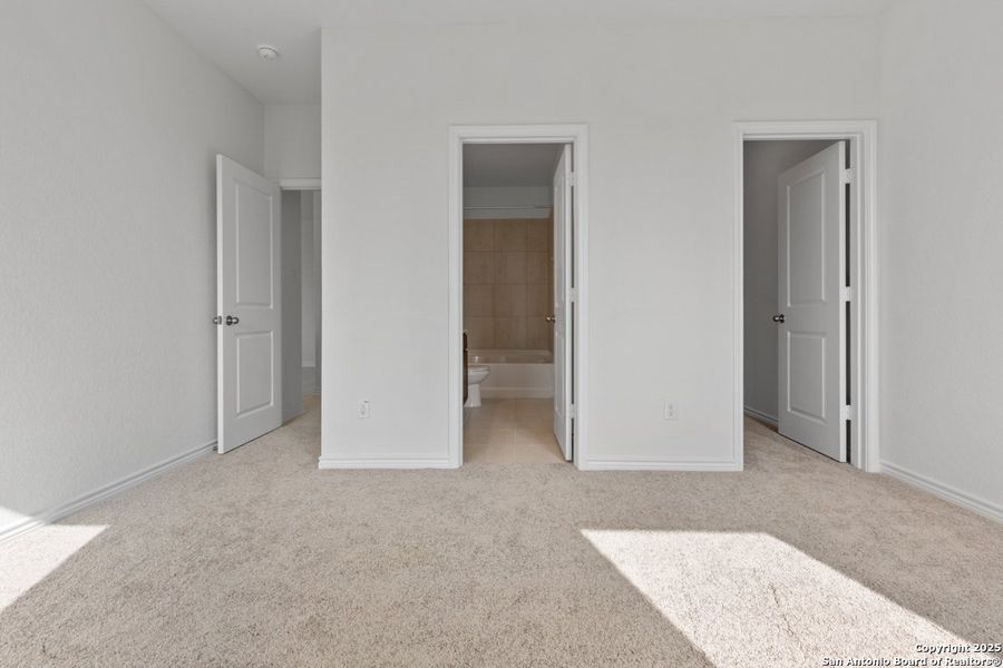 Spacious, unfurnished interior of a new home in Southton Cove, Elmendorf (Image 8). Spacious, unfurnished interior of a new home in Southton Cove, Elmendorf (Image 8).