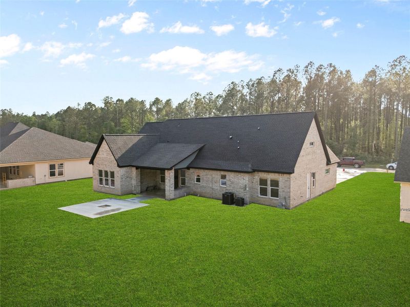 Grass pictured is for illustration purpose only. Grass pictured is for illustration purpose only.