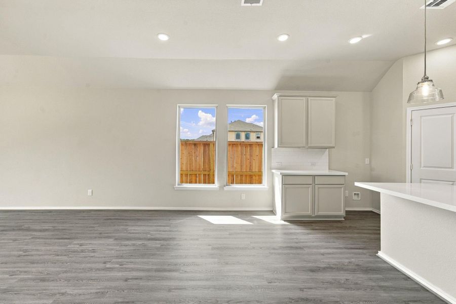 Spacious, unfurnished interior of a new home in The Trails, New Caney (Image 11). Spacious, unfurnished interior of a new home in The Trails, New Caney (Image 11).