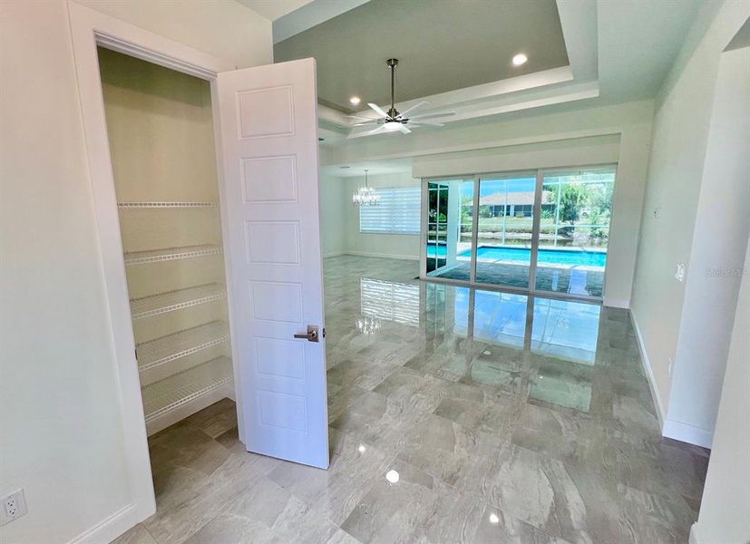 Spacious, unfurnished interior of a new home in , Rotonda West (Image 37).