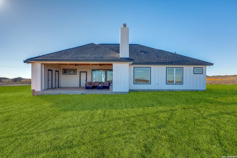Exterior details and patio area of a home in , La Vernia (Image 4). Exterior details and patio area of a home in , La Vernia (Image 4).