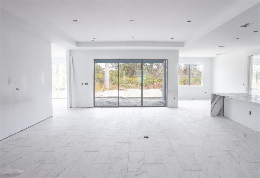 Spacious, unfurnished interior of a new home in , Englewood (Image 20).