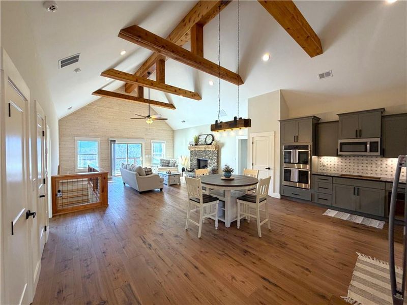 Image 29 of a home in .