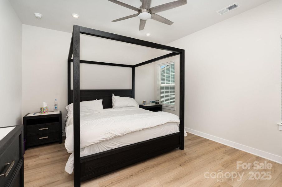 Furnished interior view inside a new home in , Monroe (Image 13).