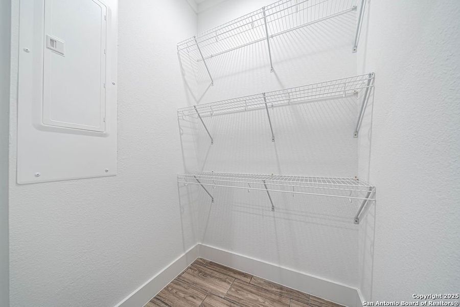 Spacious, unfurnished interior of a new home in , San Antonio (Image 15).