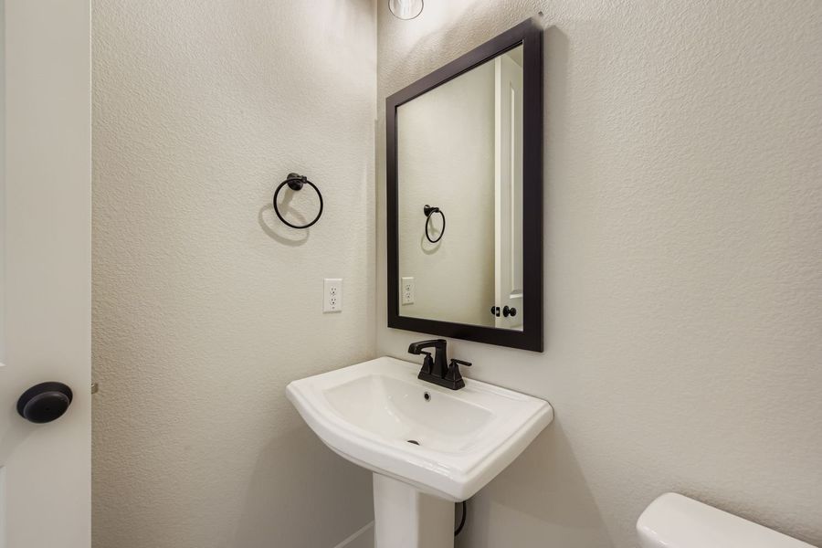 4446 Timberdrift - Powder Bathroom 4446 Timberdrift - Powder Bathroom