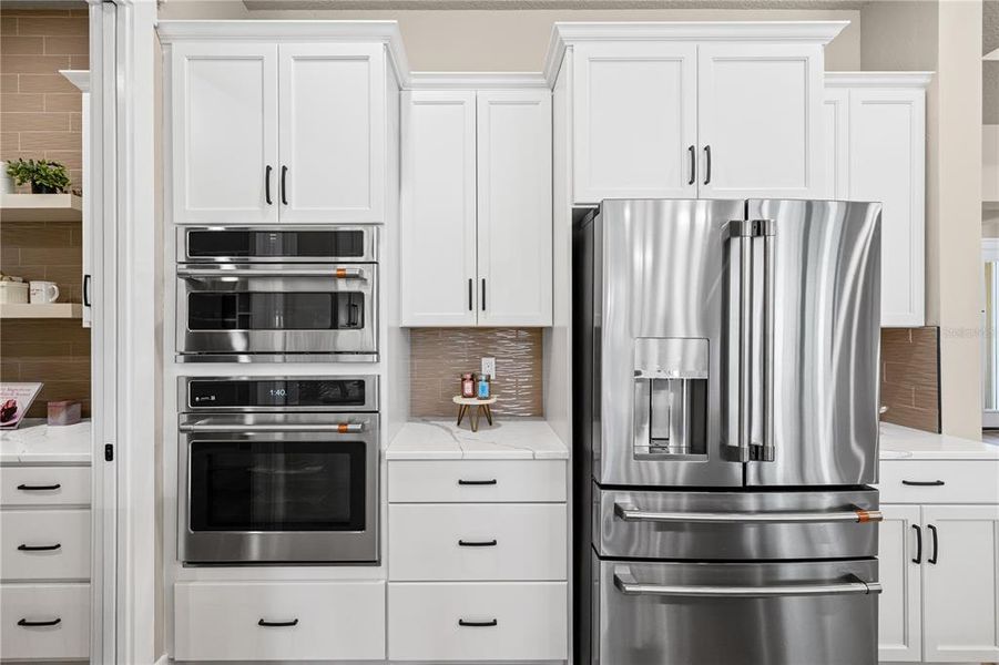 Furnished interior view inside a new home in , Tarpon Springs (Image 57). Furnished interior view inside a new home in , Tarpon Springs (Image 57).