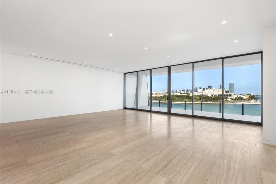 Spacious, unfurnished interior of a new home in , Miami (Image 22).