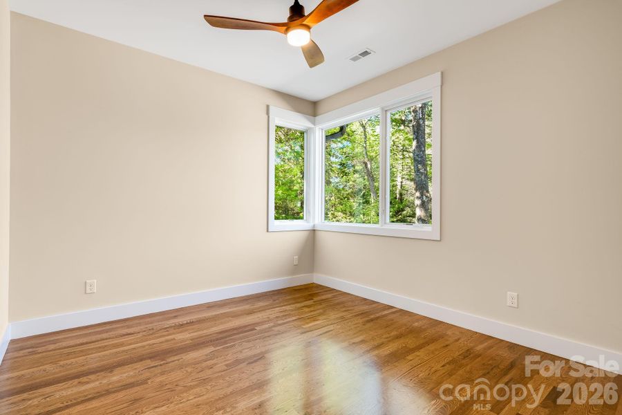 Spacious, unfurnished interior of a new home in , Black Mountain (Image 22).
