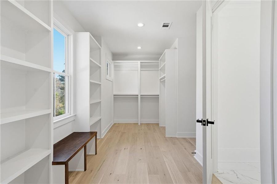 Image 53 of a home in .