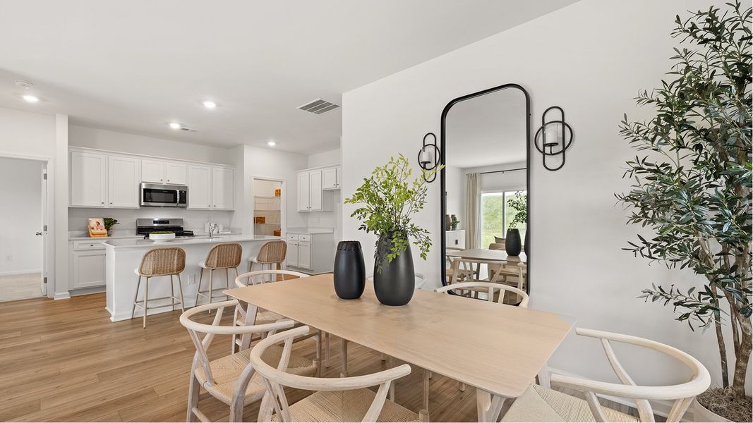 Parker Core N101 Alan Dining F1 Base2 060625