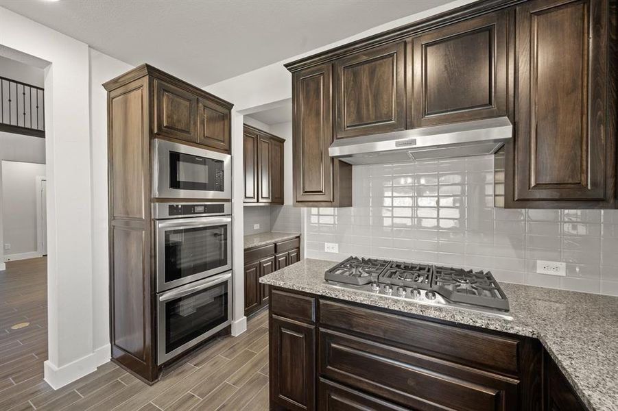 633 Ole Opry- Kitchen-4