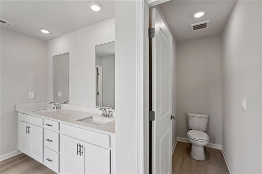 Furnished interior view inside a new home in Creekside at Oxford Park, Fairburn (Image 12). Furnished interior view inside a new home in Creekside at Oxford Park, Fairburn (Image 12).