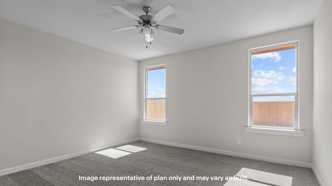Spacious, unfurnished interior of a new home in Northwest Passage, Midland (Image 12).