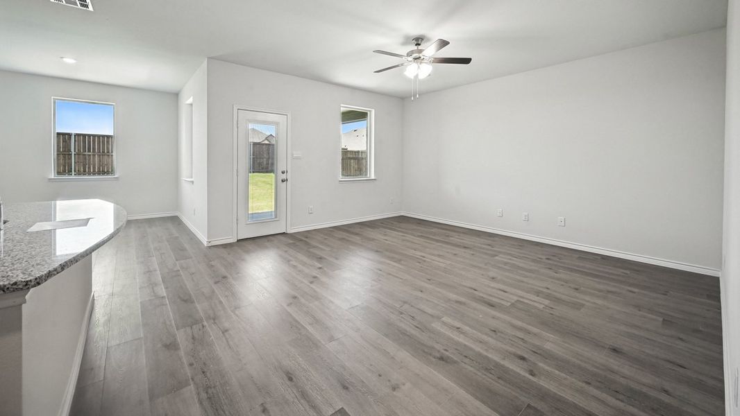 Spacious, unfurnished interior of a new home in Trailstone, Caddo Mills (Image 18). Spacious, unfurnished interior of a new home in Trailstone, Caddo Mills (Image 18).