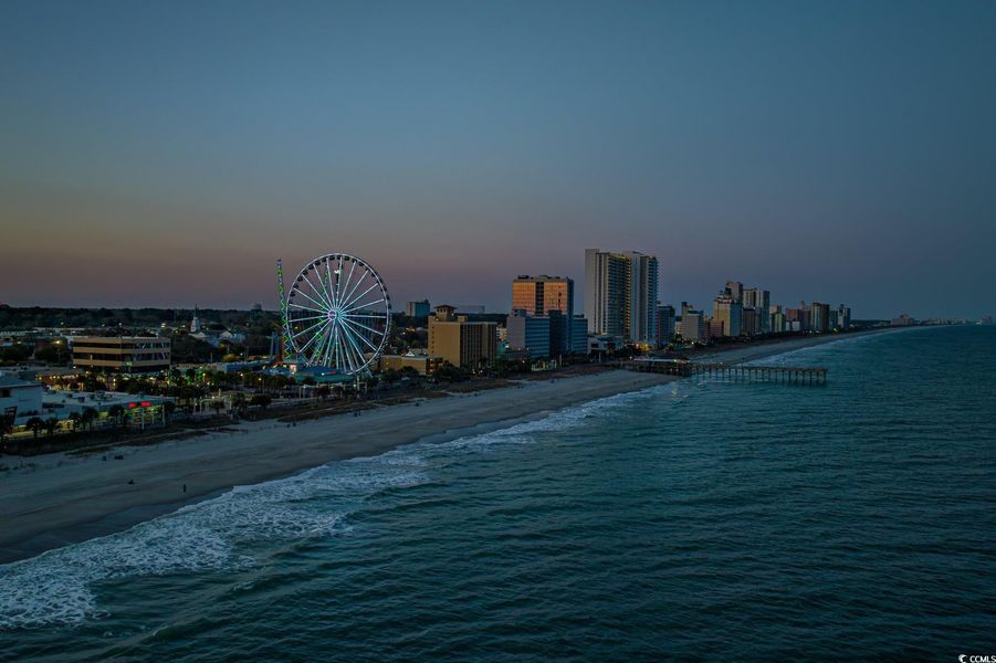 Image 31 of a home in Beach Gardens.