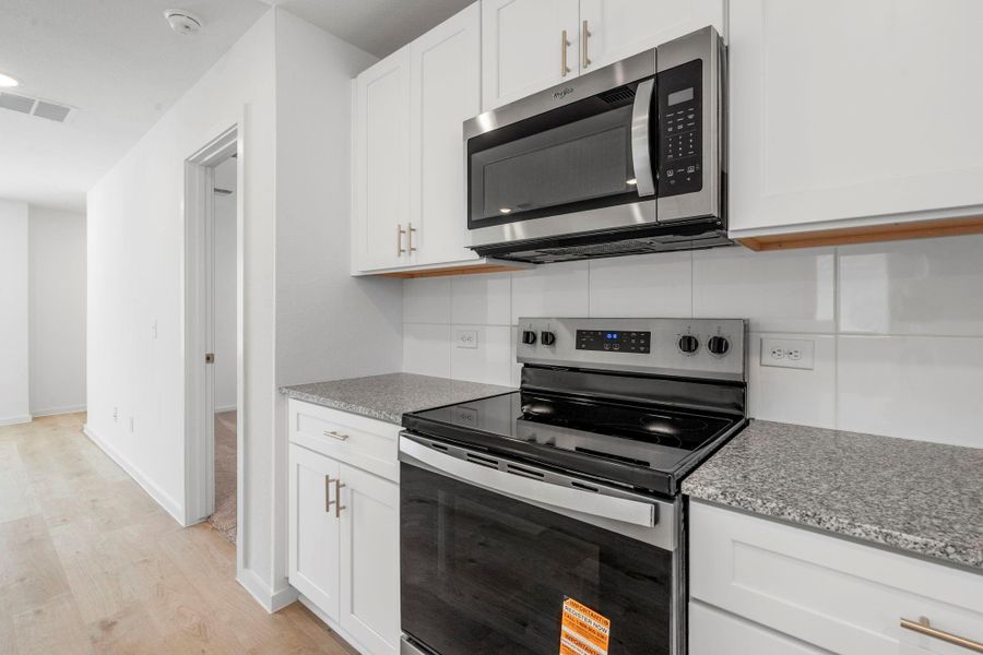 MODEL HOME images may NOT be consistent with the finished product.