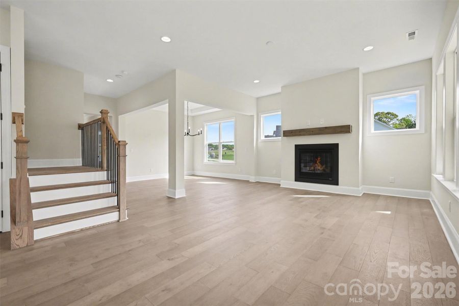 Spacious, unfurnished interior of a new home in Edmunds Farm, Clover (Image 35).