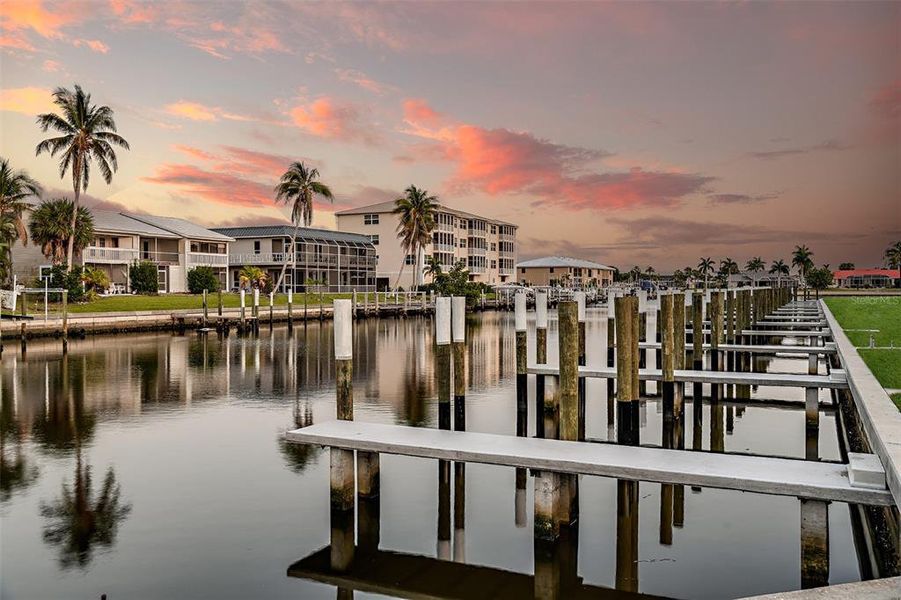 Image 27 of a home in Seahaven. Image 27 of a home in Seahaven.