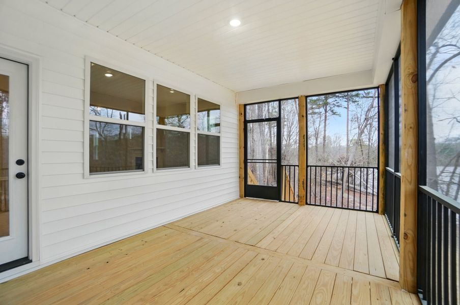 Representative exterior details of a home built from the Tillery by Caruso Homes in Blue Run, Raleigh (Image 44). Representative exterior details of a home built from the Tillery by Caruso Homes in Blue Run, Raleigh (Image 44).