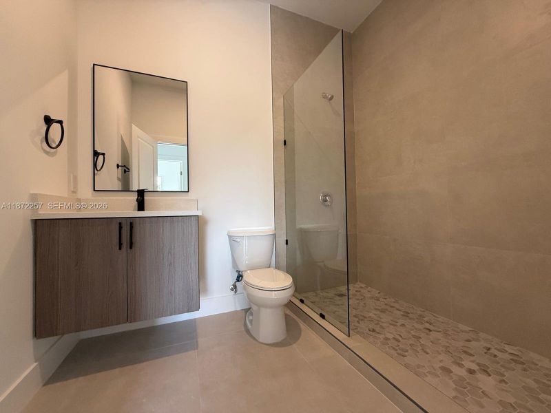 Image 16 of a home in .