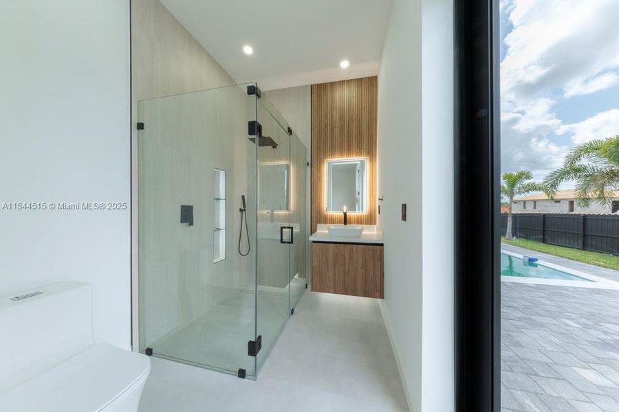 Image 26 of a home in .