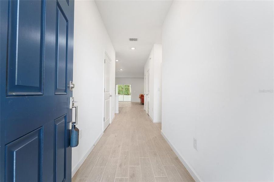 Spacious, unfurnished interior of a new home in Liberty Village: Liberty Village - Phase One, Ocala (Image 26).