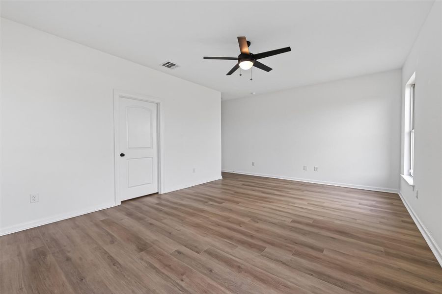 Spacious, unfurnished interior of a new home in Emberly, Beasley (Image 42). Spacious, unfurnished interior of a new home in Emberly, Beasley (Image 42).