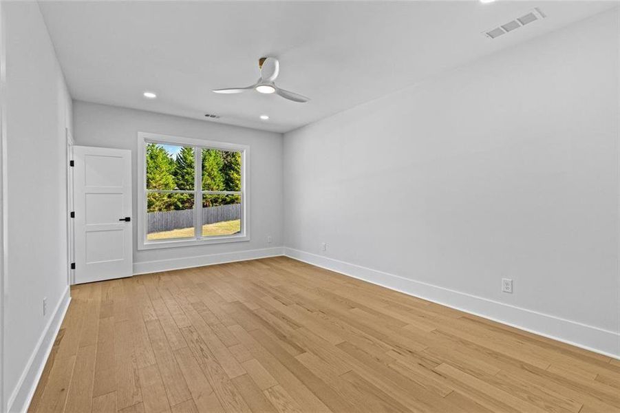 Spacious, unfurnished interior of a new home in , Loganville (Image 66).