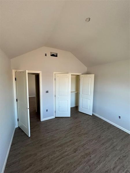 Spacious, unfurnished interior of a new home in , Abilene (Image 3).