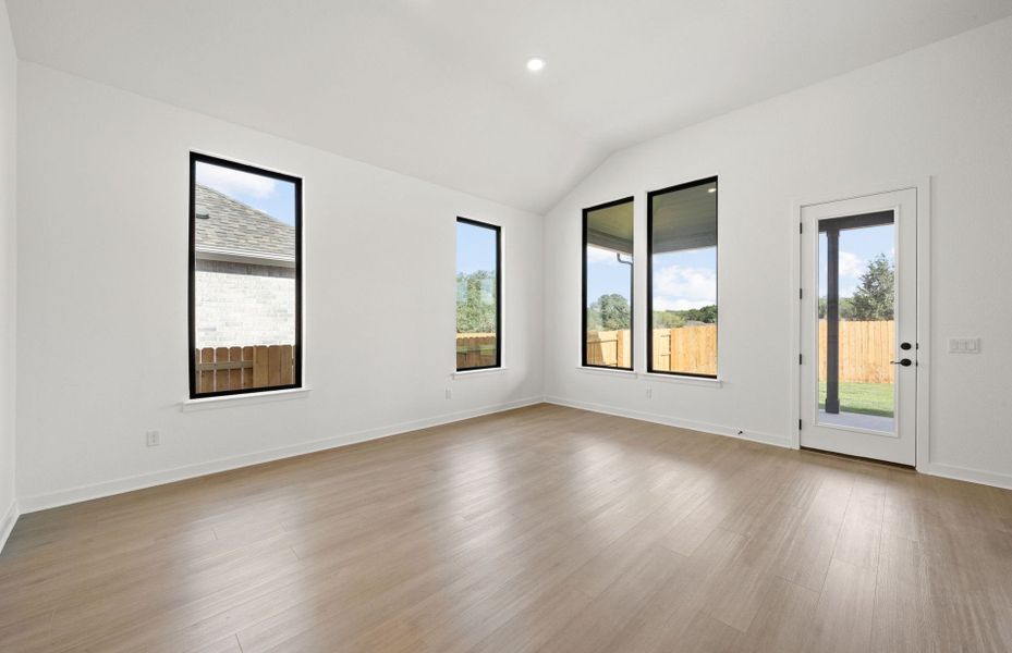 Representative unfurnished interior of a home built from the Dobbin by Pulte Homes in 6 Creeks, Kyle (Image 16).