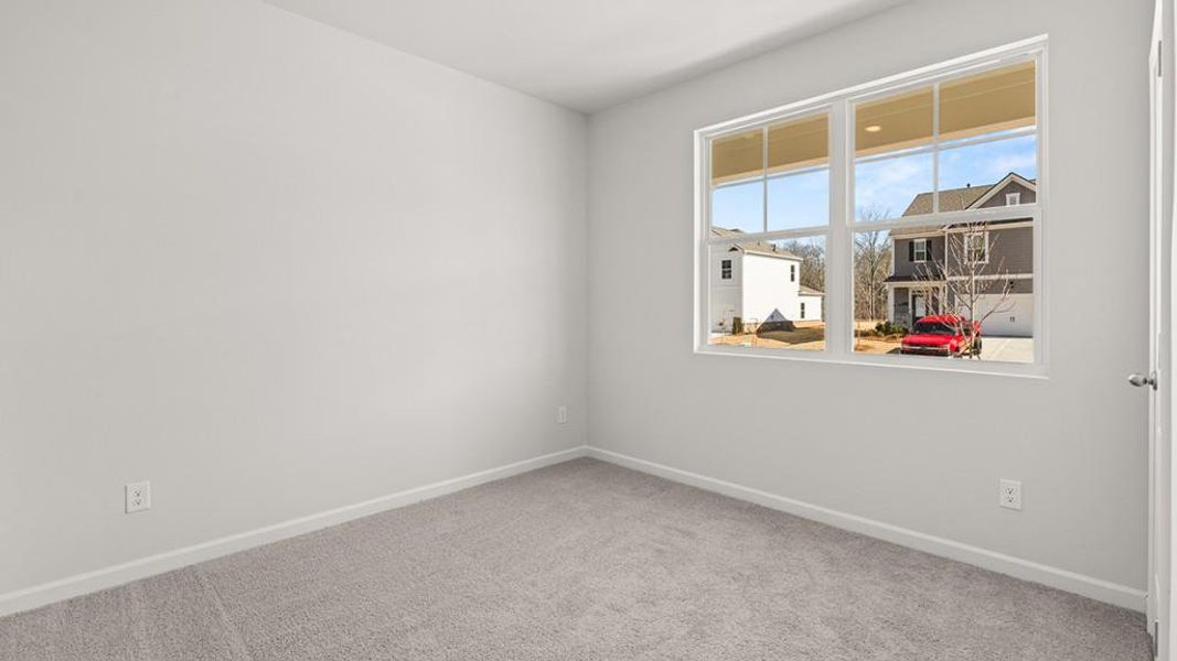Spacious, unfurnished interior of a new home in Parkside at Carter Grove, Cartersville (Image 21).