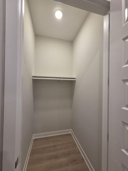 Spacious, unfurnished interior of a new home in Twin Oaks, Oakland (Image 14).