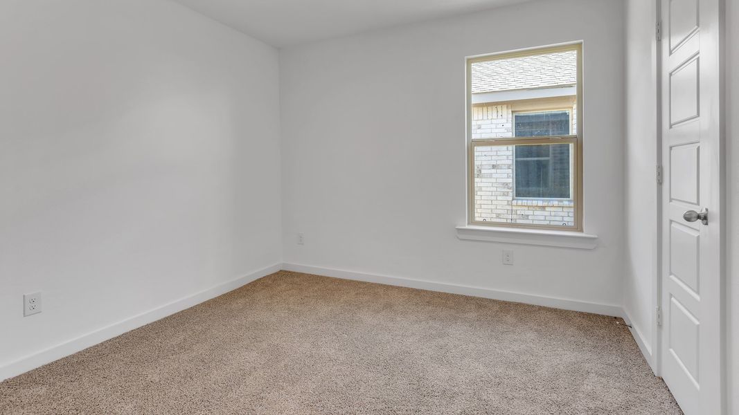 Spacious, unfurnished interior of a new home in Terra Vista, Lubbock (Image 12).