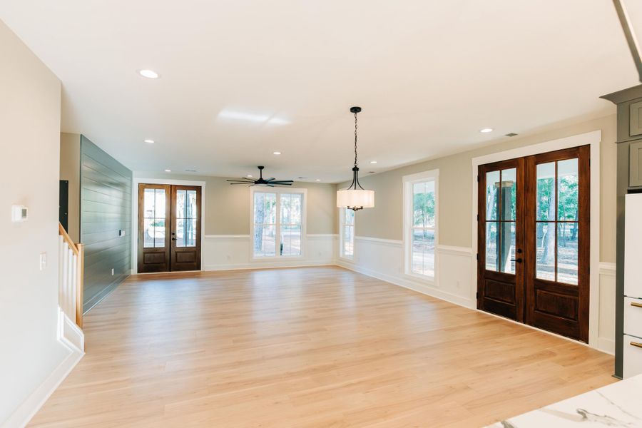 Spacious, unfurnished interior of a new home in , Walterboro (Image 57).
