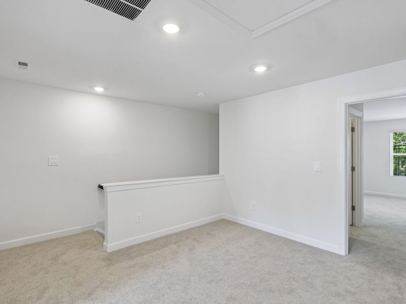 Spacious, unfurnished interior of a new home in Rocky River Towns, Charlotte (Image 14). Spacious, unfurnished interior of a new home in Rocky River Towns, Charlotte (Image 14).