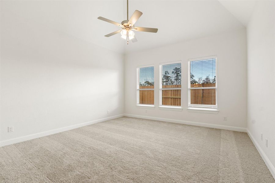 Spacious, unfurnished interior of a new home in Sundance Cove, Crosby (Image 23).