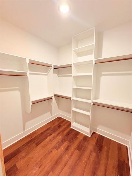 Spacious, unfurnished interior of a new home in , Valley View (Image 16).