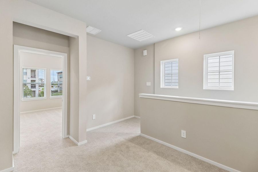 Spacious, unfurnished interior of a new home in Parkway Commons - City Series, Missouri City (Image 22).