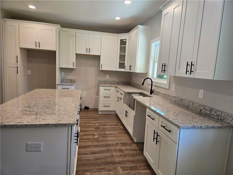 Furnished interior view inside a new home in , Lavonia (Image 5).