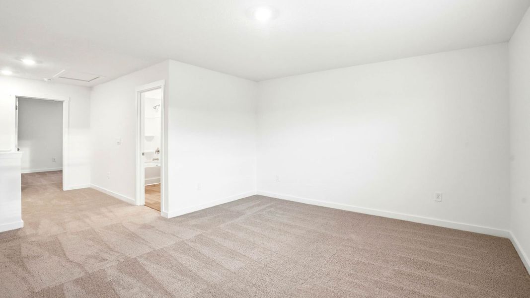 Representative unfurnished interior of a home built from the Manning by D.R. Horton in Highland View, Seymour (Image 16).