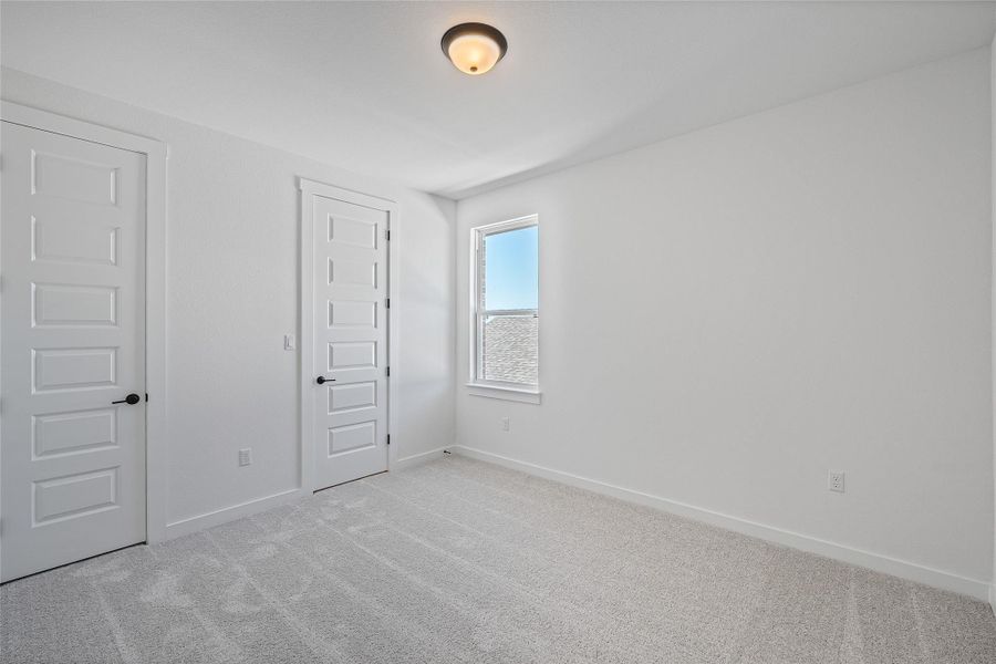 Spacious, unfurnished interior of a new home in , Buda (Image 20).