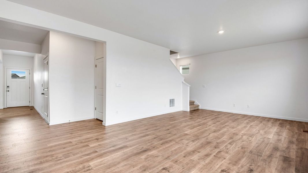 Spacious, unfurnished interior of a new home in Vista Meadows, Fort Lupton (Image 11). Spacious, unfurnished interior of a new home in Vista Meadows, Fort Lupton (Image 11).
