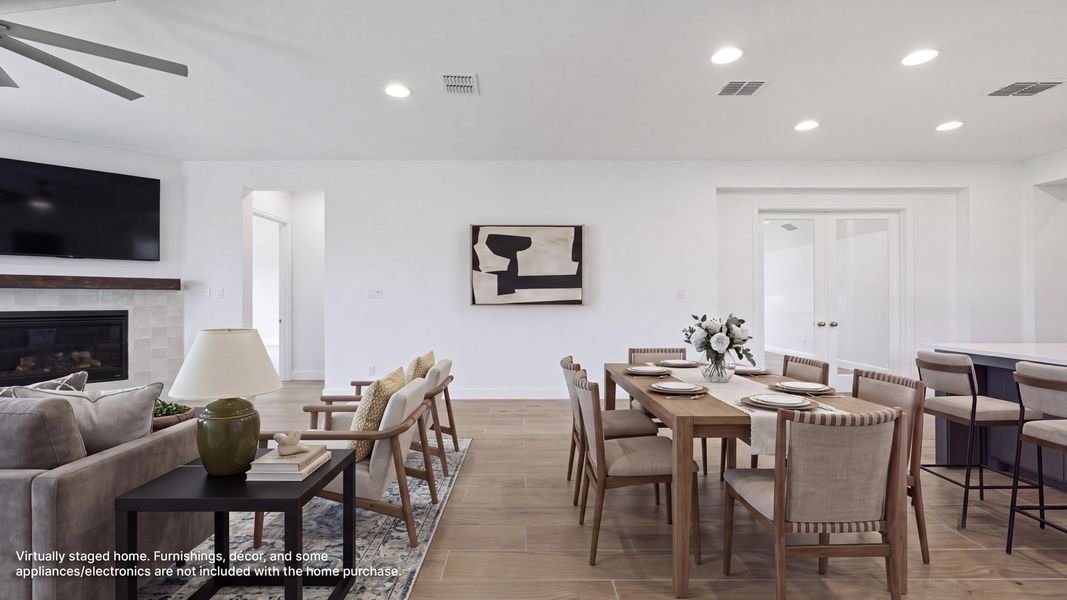 Furnished interior view inside a new home in Myrtle Creek, Waxahachie (Image 7).