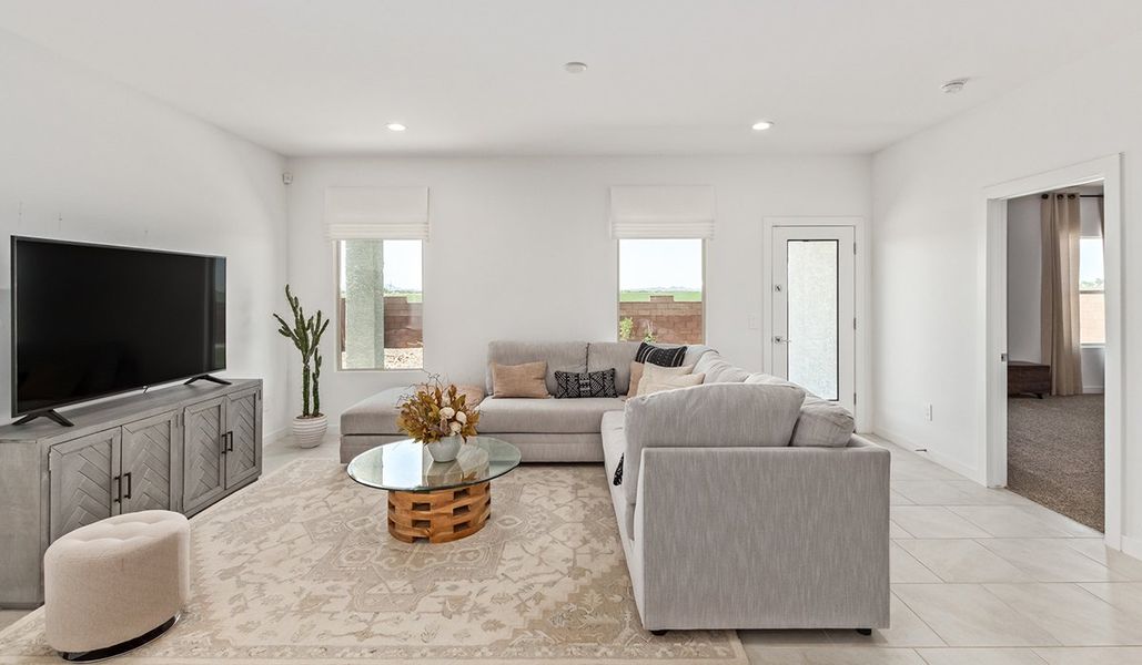 Representative furnished interior of a home built from the Kingston by D.R. Horton in Barnett Village, Marana (Image 9).