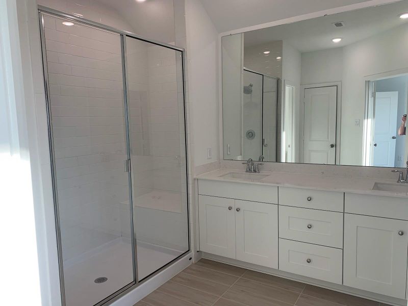 *Not actual home, pictures representative of same floor plan* *Not actual home, pictures representative of same floor plan*