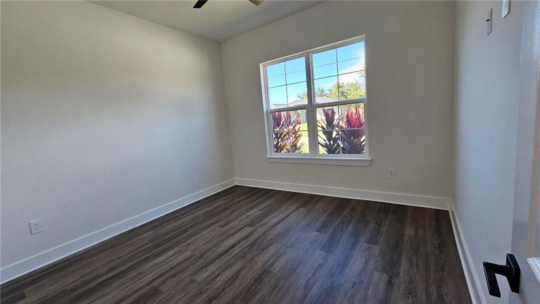 Spacious, unfurnished interior of a new home in , Port Charlotte (Image 16).
