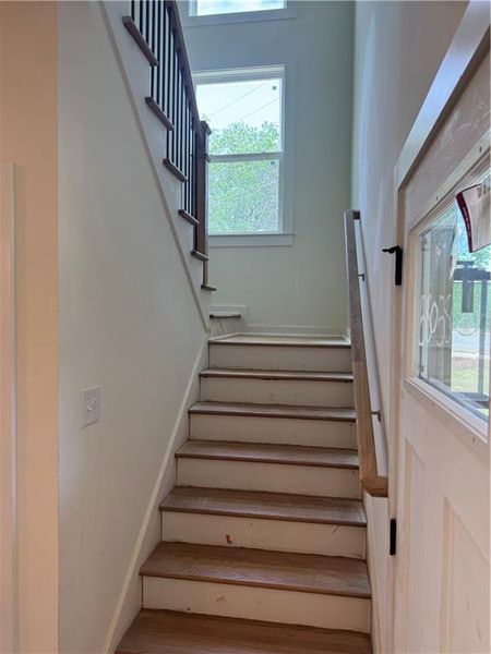 Spacious, unfurnished interior of a new home in , Scottdale (Image 13).